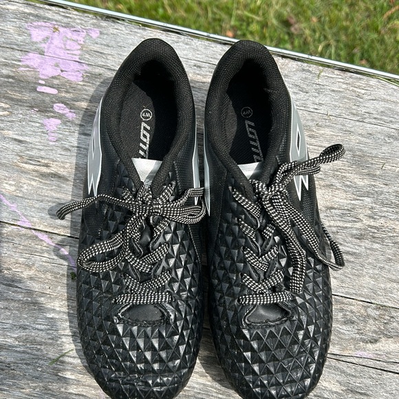 Lotto Forza Elite 2 Black and silver,size 4,Unisex Kids Youth Soccer Cleats - Picture 6 of 6